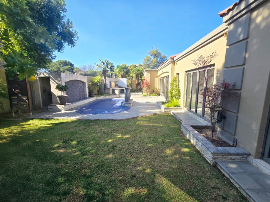 To Let 4 Bedroom Property for Rent in Jim Fouchepark Free State